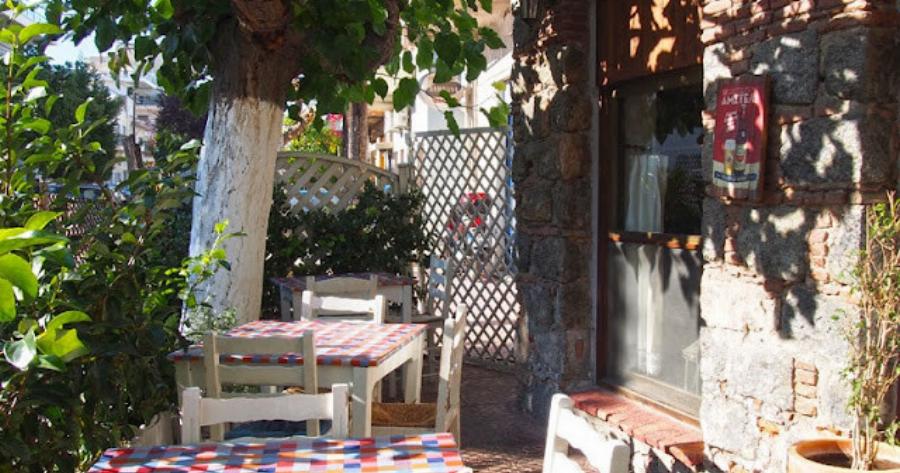 Βρήκαμε το πιο φθηνό ταβερνάκι της Ελλάδας – Κατάλογος με τιμές στο 1,80 και τα 2 ευρώ