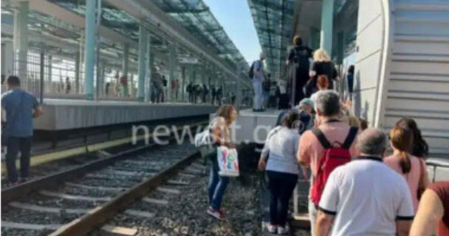 ΕΚΤΑΚΤΟ – Φωτιά τώρα στις γραμμές του ηλεκτρικού