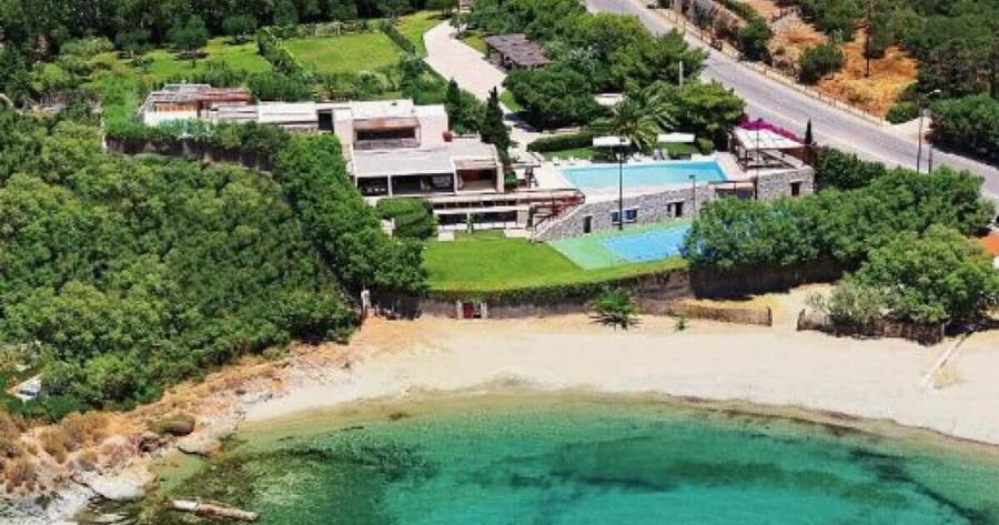 Φρούριο η βίλα Αργυρού – Νίκα μετά το 2o μωρό: Αυτό είναι το παλάτι εκατομμυρίων που μένουν