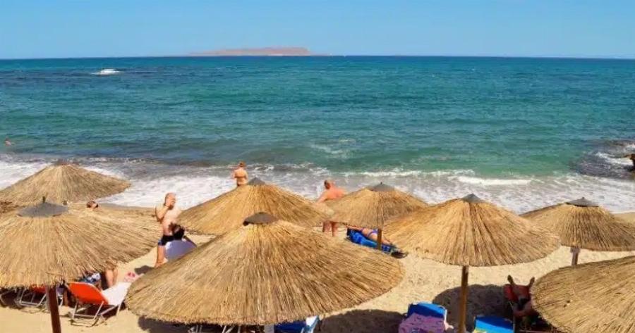 Η Αττική έγινε.. Ντουμπάι: 320 η ξαπλώστρα με κράτηση και dress code