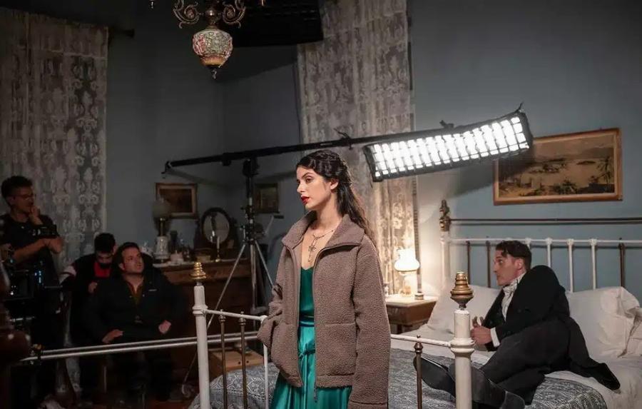 «Η Μεγάλη Χίμαιρα»: Η πιο φιλόδοξη ελληνική τηλεοπτική παραγωγή των τελευταίων ετών