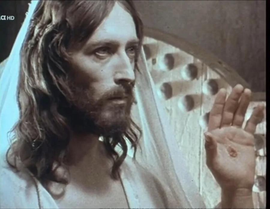 Για 1η φορά στη δημοσιότητα: Η σκηνή στον Ιησού από τη Ναζαρέτ που κόπηκε στο μοντάζ – Τα 3 λεπτά που δεν είδαμε ποτέ στην τηλεόραση