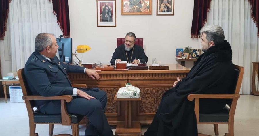 Xαμoς ξανά με τον αρχιμανδρίτη Σωφρόνιο Βόγκα – Tραγούδησε το «Απορώ με την καρδιά μου»