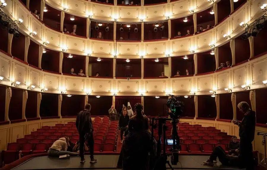 «Η Μεγάλη Χίμαιρα»: Η πιο φιλόδοξη ελληνική τηλεοπτική παραγωγή των τελευταίων ετών