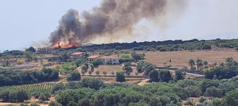 Μεγάλη φωτιά ΤΩΡΑ – Eκκενώθηκε πασίγνωστο μοναστήρι της χώρας – Ήχησε το 112