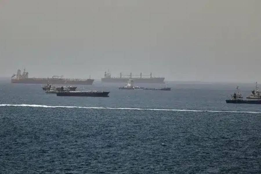 Τέσσερα ελληνόκτητα τάνκερ δέχθηκαν επίθεση σε Μαύρη Θάλασσα και Κόλπο του Ομάν