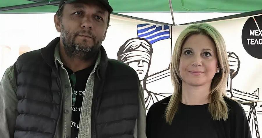 Έξαλλος ο Πάνος Ρούτσι με την Μαρία Καρυστιανού