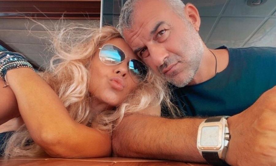 Μαθεύτηκε το ευχάριστο για τον Τραϊανό Δέλλα – Μεγάλες χαρές στην οικογένεια μετά από καιρό – Στο πλευρό του η Γωγώ Μαστροκώστα