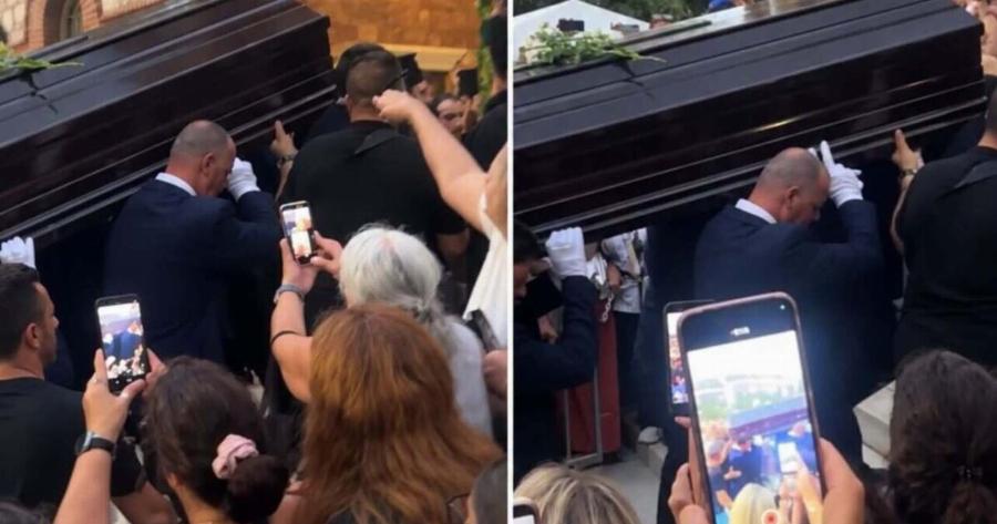 «Τι πιο λογικό να βιντεοσκοπείς φέρετρο;»: Ανάρτηση «γροθιά στο στομάχι» για τις εικόνες στη λαϊκή αγρυπνία για τον Μαζωνάκη