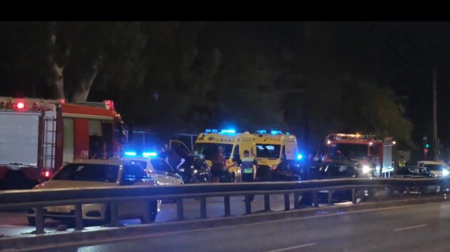 Τροχαίο με 7 αυτοκίνητα πριν λίγο – Συναγερμός στα ασθενοφόρα του ΕΚΑΒ