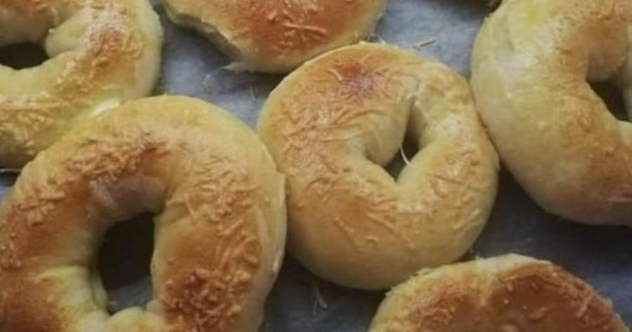 Έφτιαξα αυτά τα τυροψωμάκια και δεν έμεινε ούτε ένα