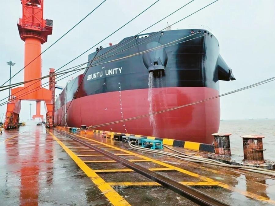 Η πιο πλούσια Ελληνίδα: Περιουσία 6.400.000.000, τρώει… λάχανο και την Καρντάσιαν – Είναι γιατρός κι έχει 145 πλοία