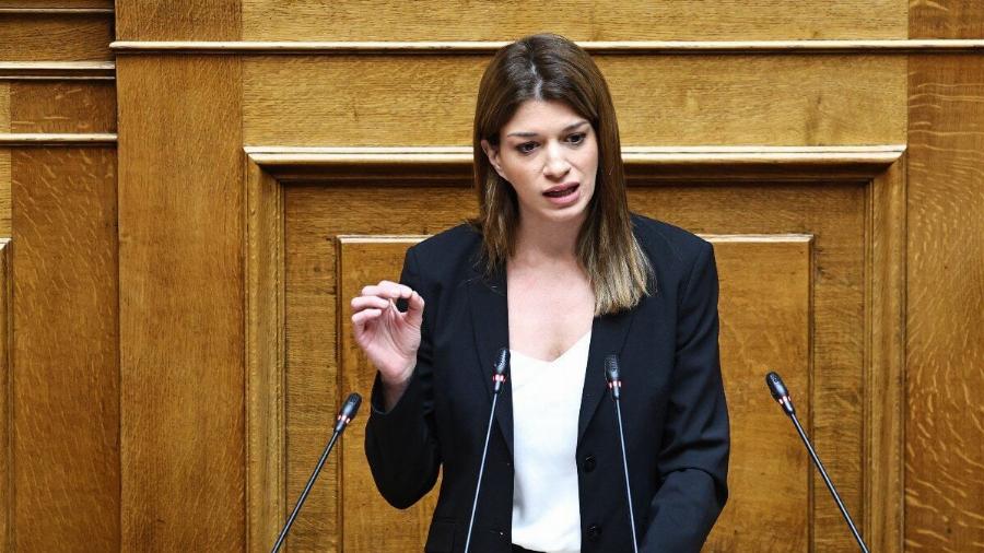 Ο Πασχάλης Τσαρούχας είναι σε σχέση με πασίγνωστη Ελληνίδα πολιτικό – «Ζωή μου, ευτυχία μου»