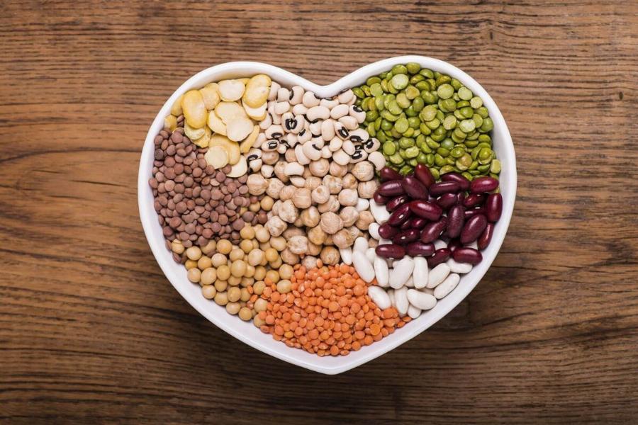 Auτά είναι τα 12 φαγητά που τρώνε στην Ικαρία και ζουν μέχρι τα 100