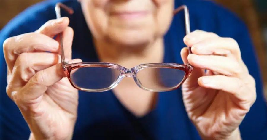 Γυαλιά από τον ΕΟΠΥΥ: Πήρατε τα 100 ευρώ που δικαιούστε;