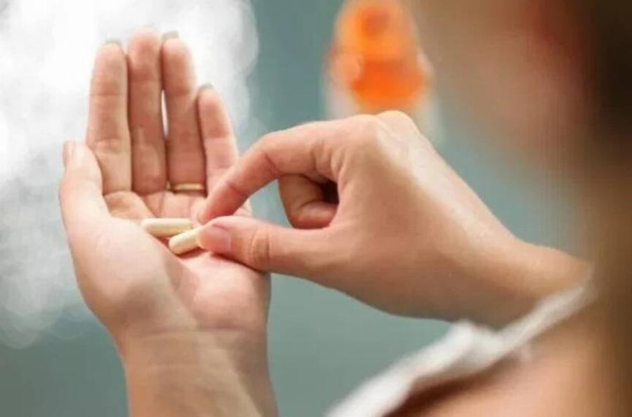 Ποια βιταμίνη μας λείπει και μπορεί να μας αδυνατίσει;