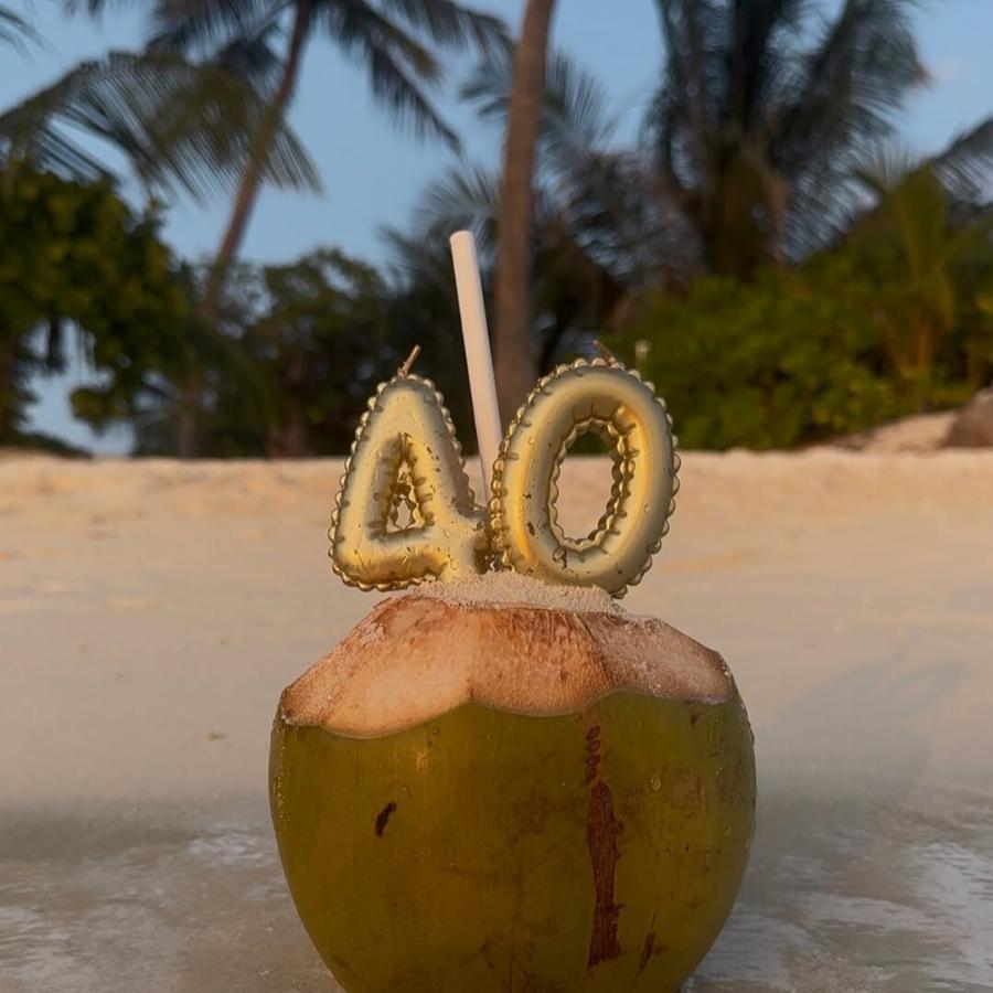 Η Ιωάννα Παλιοσπύρου EγκλωBισμέvn στις Μαλδίβες: «4η μέρα με Aκupωμένη πτήση»