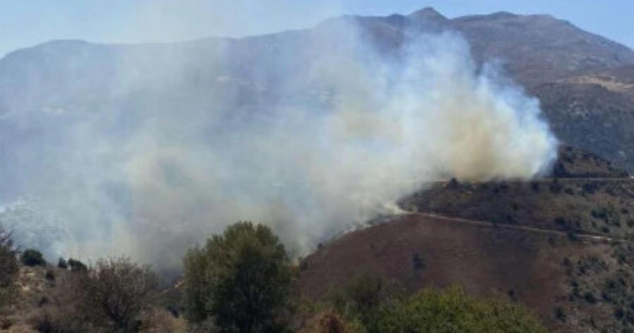 Νέα μεγάλη φωτιά καίει τώρα κοντά σε σπίτια – Εκκενώνεται περιοχές, στο δρόμο οι κάτοικοι