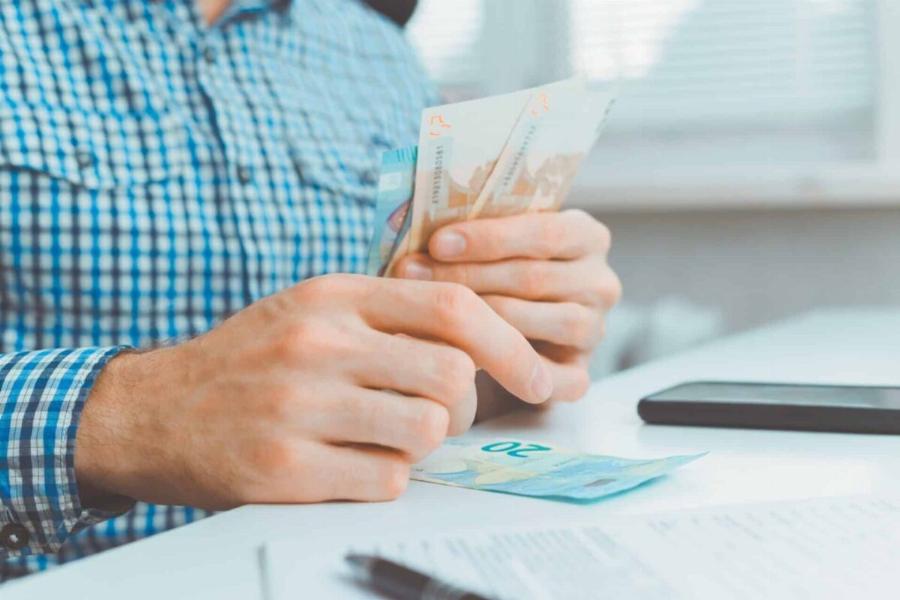 Κοινός τραπεζικός λογαριασμός: Τι ισχύει αν πεθάνει ένας δικαιούχος