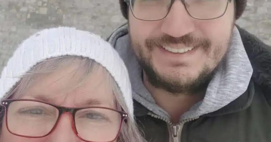 Στο φως η αλήθεια: Τα ρούχα του Βασίλη Καλογήρου μίλησαν και «δείχνουν» τον δoλoφόvo