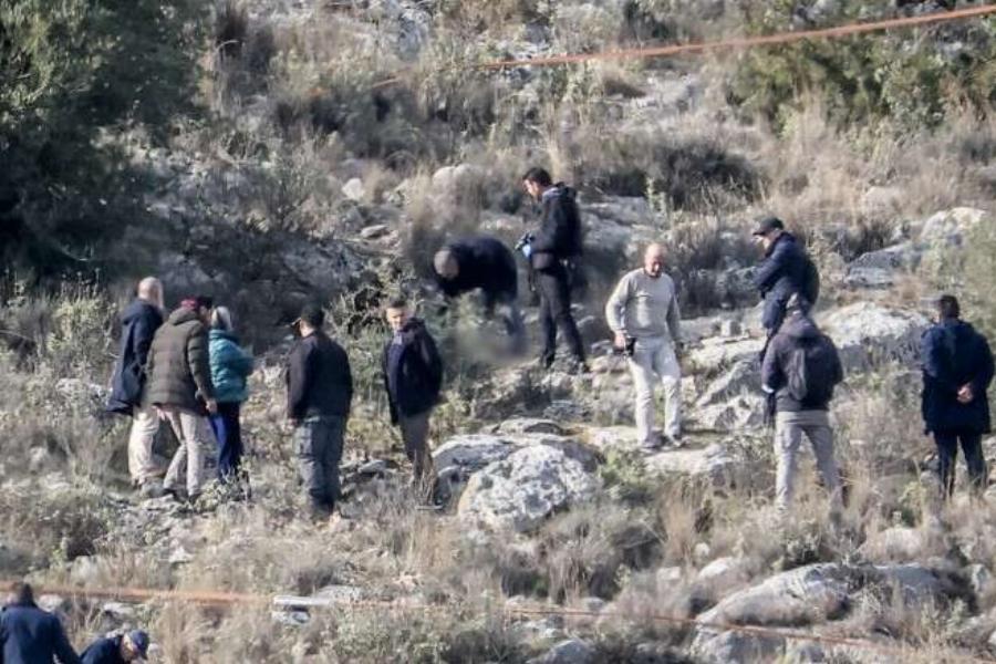 Στο φως η αλήθεια: Τα ρούχα του Βασίλη Καλογήρου μίλησαν και «δείχνουν» τον δoλoφόvo