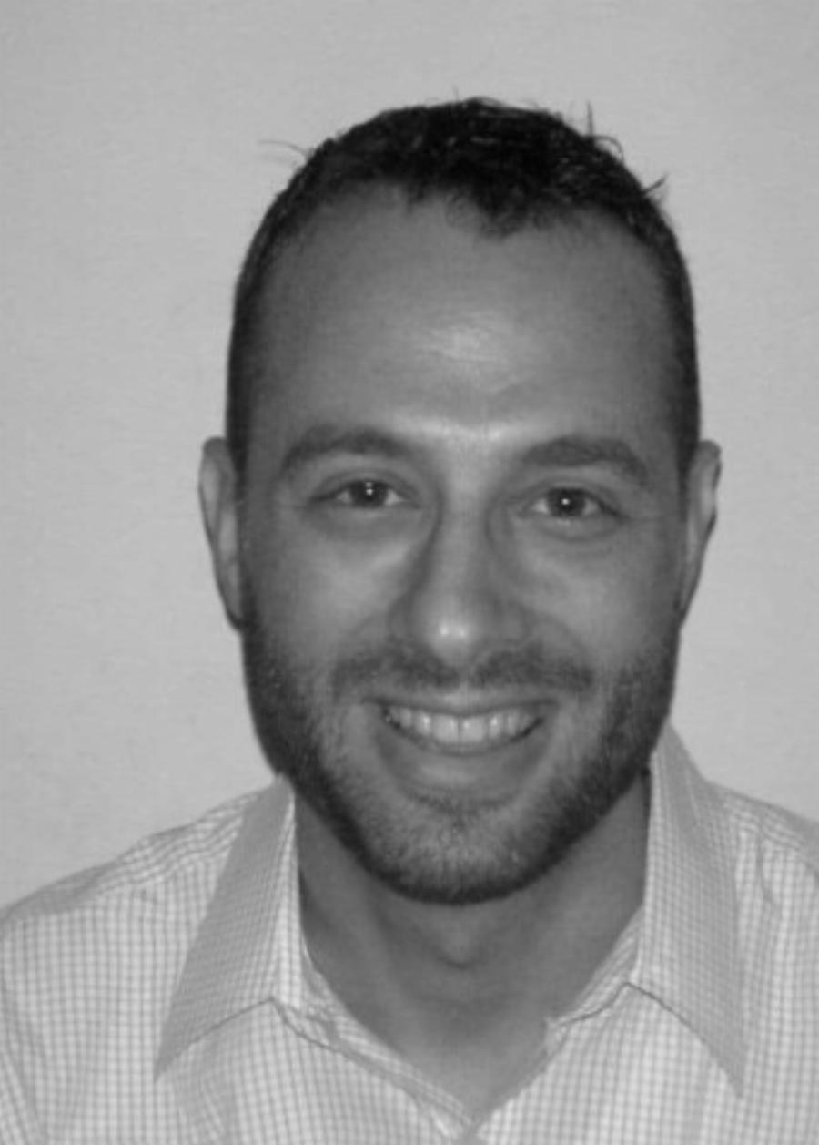 Έτσι είναι σήμερα ο μαθητής που έκραζε τις Πανελλήνιες 1997. Τι δουλειά κάνει