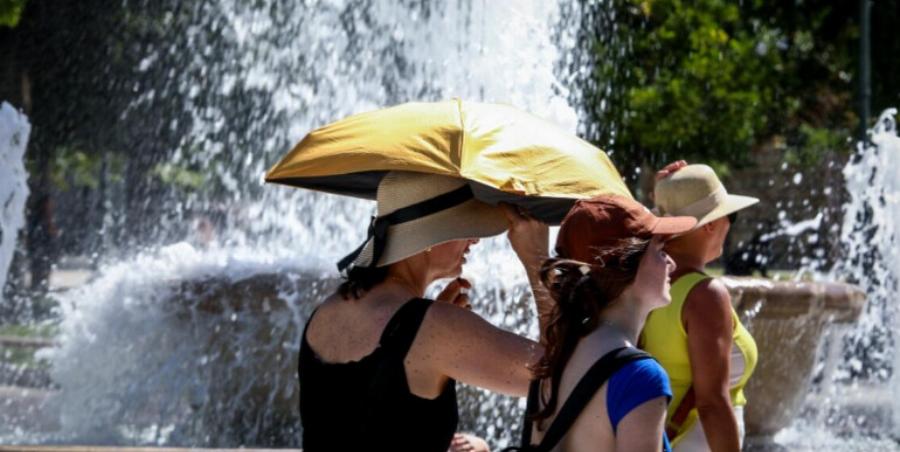 Καιρός: Έρχεται κάτι που δεν έχουμε ξαναδεί – Ζέστη, άνεμοι και… καταιγίδες ταυτόχρονα, πότε ξεκινά