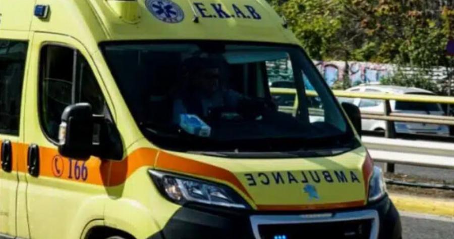 Σοβαρό τροχαίο με παράσυρση και εγκατάλειψη δύο νεαρών στην παραλιακή