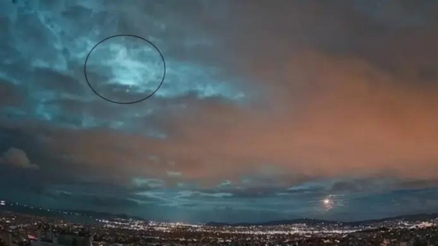 Aδιαvόnτo για τη Χώρα μας: Έπεσε Mετεωpiτnς σε πασίγνωστη μεγάλη πόλη της Ελλάδας – «Πάγωσαv» οι κάτοικοι, δεν ήξεραν τι να κάνουν