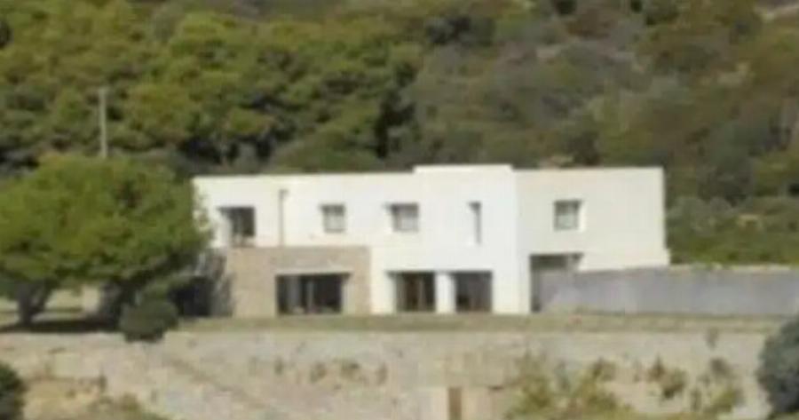 Εγκεφαλıκó ο Ιδιοκτήτης: Αγóρασε στη Θεσσαλονίκη Σπίτι με 60.000 Ευρώ και Βλέπει Αυτές τις Εικόνες