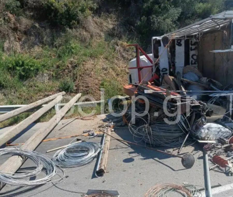 Τραγωδία στην άσφαλτο – Δυο νεκροί σε καραμπόλα με νταλίκα