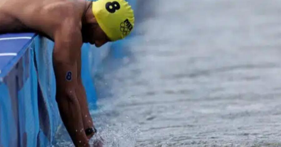Ολυμπιακοί Αγώνες: Λοιμώξεις σε αθλητές που κολύμπησαν μέσα στον Σηκουάνα – Το Βέλγιο αποσύρει την ομάδα του
