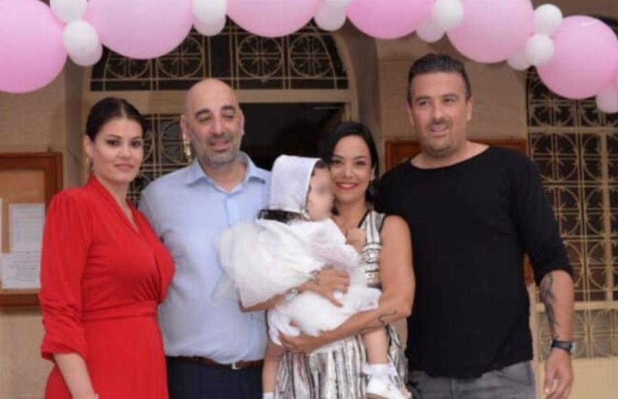 Xώρισε πασίγνωστη Ελληνίδα ηθοποιός μετά από 7 χρόνια γάμου και ένα παιδί