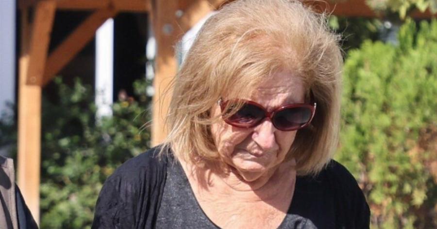 Κάρμεν Ρουγγέρη: Ο βουβός πόνος πίσω από το χαμόγελό της – «Τον έθαψαν με ένα σεντόνι γιατί είπαν ότι διαφορετικά δεν θα λιώσει ποτέ»
