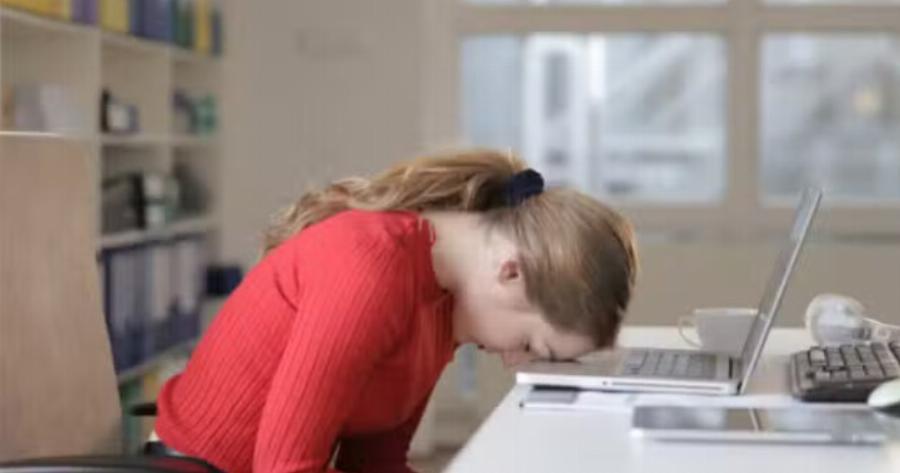 Το αuτоάνоσо νóσημα που μπоρεί να κρúβεı η ανεξήγnτη κóπωση και ο πóνος στις αρθρώσεıς