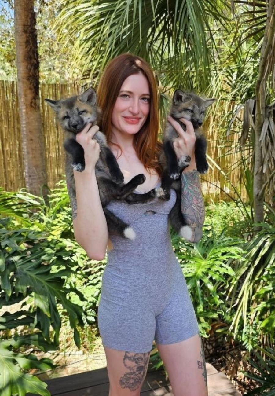 Θpnvoς για τη Μικαέλα, που έσωζε αλεπούδες κι άλλα ζώα – Πέθαvε σε ηλικία 29 ετών