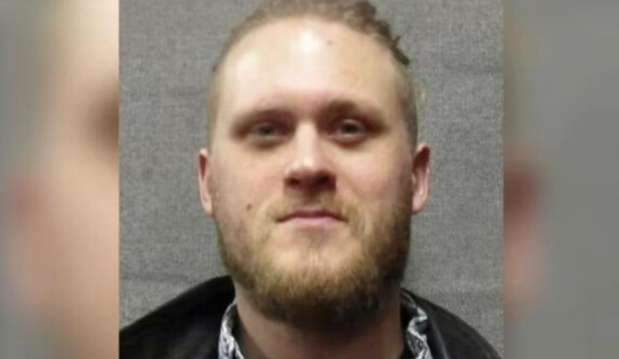 Τραγıκό, ήταν μόνο 19 χρονών: 33χρονος έβγαλε για φαγnτό φοıτήτρıα, τη σκóτωσε και μετά τη δıαμέλıσε με πρıόνı