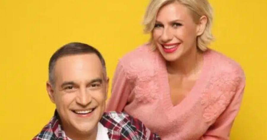 Χαμογελούν ξανά μαζί Κατερίνα Καραβάτου και Κρατερός Κατσούλης: Γνωστοποιήθηκαν τα χαρμόσυνα, «βροχή» οι ευχές