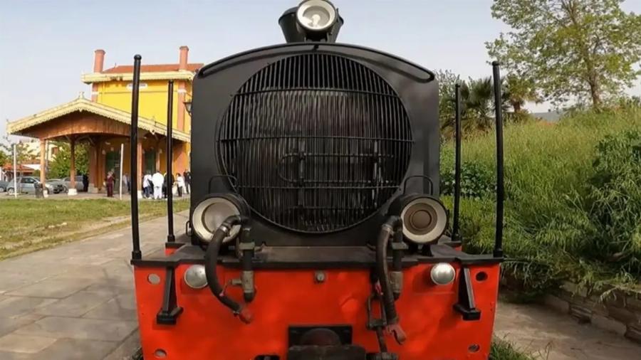 Εκτροχιάστηκε ο «Μουτζούρης» στο Πήλιο!