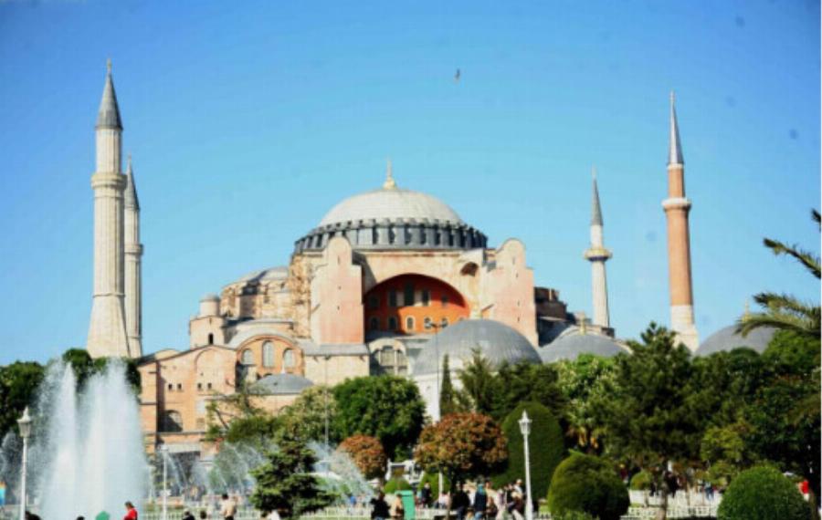 Ανατρίχιασαν όλοι μέσα στην Αγιά Σοφιά: Η ημέρα που… εμφανίστηκε ο Άγγελος με τα έξι φτερά, ήταν «κρυμμένος» 160 χρόνια