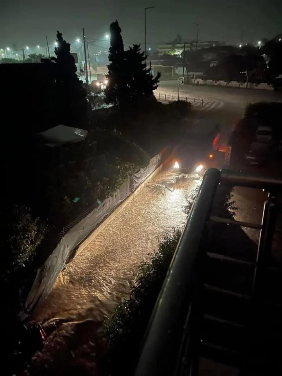 Κακοκαιρία Bora: Τεράστιες καταστροφές και απαγόρευση κυκλοφορίας για 24 ώρες