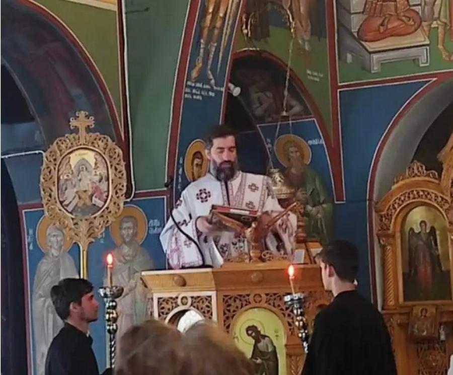 Άλλαξε ζωή ο εγγονός του Ανέστη Βλάχου: Χειροτονήθηκε κληρικός και άλλαξε όνομα και ζωή