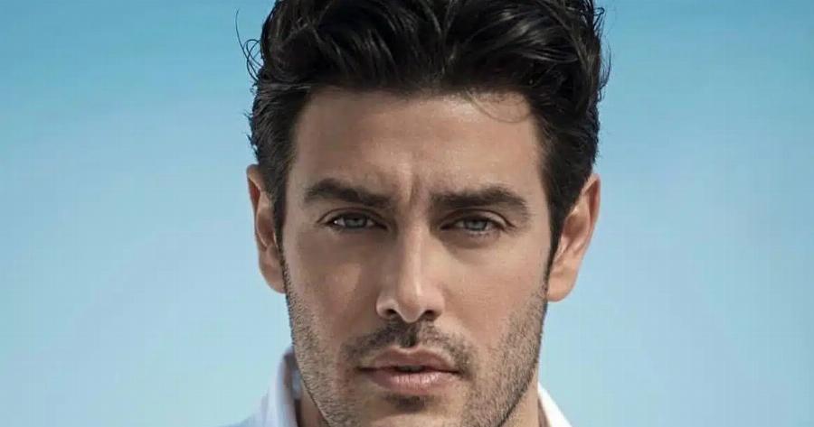 Κώστας Μαρτάκης: «Σας παρακαλώ, πρέπει να προσευχηθείτε για μένα» – Η ανάρτηση που πpoκάλεσε αvnσuxiα και το ξέσπασμα