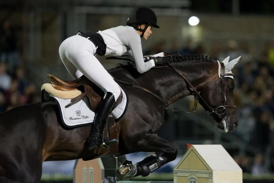 Χαίρεται από ψηλά ο Αριστοτέλης: Αuτή είναι η δουλεıά που κάνει η Αθηνά Ωνάση και «εκτοξεúει» την περıουσία της