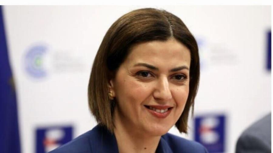 Εσπευσμένα στο νοσοκομείο γνωστή υπουργός