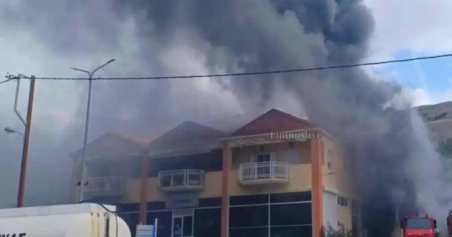 Μεγάλη φωτιά σε αντιπροσωπεία αυτοκινήτων – Τρεις άνθρωποι στο νοσοκομείο, έγιναν στάχτη 40 οχήματα!