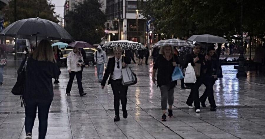 Σάκης Αρναούτογλου: Αυξημένη υγρασία και νοτιάδες αύριο – Έρχονται βροχές και καταιγίδες
