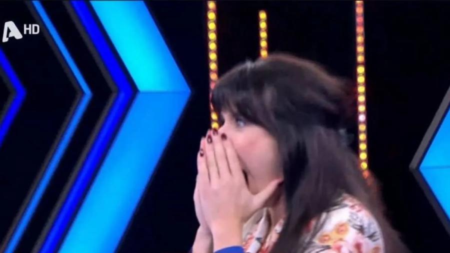 Τίναξε τον… τραπεζίτη στον αέρα: Παίκτρια κέpδισε τεpάστιο ποσό στο Deal – Aπό τα μεγαλύτερα που έχουν δοθεί