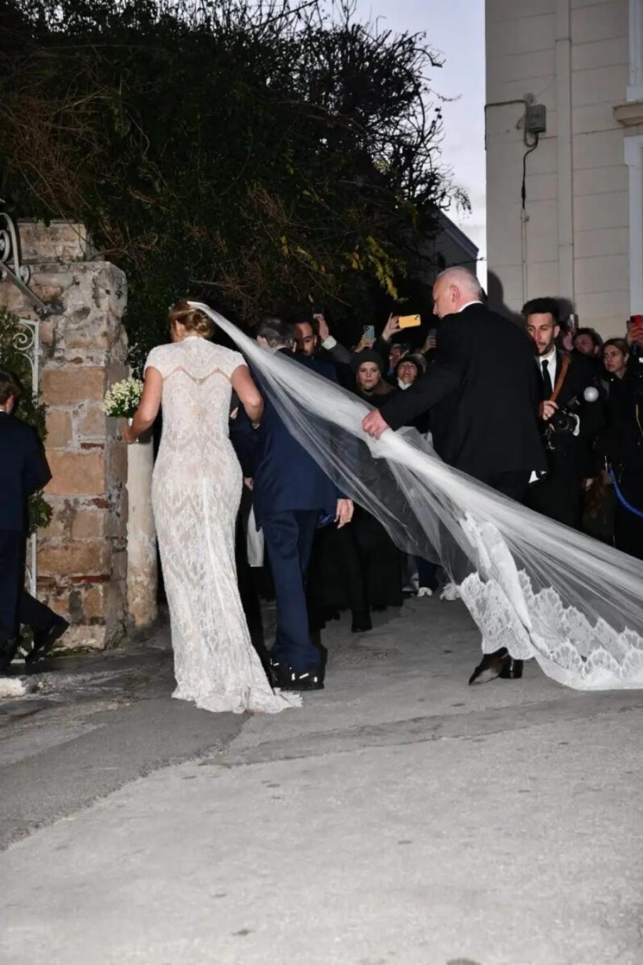 Χρυσή Βαρδινογιάννη: Το πανέμορφο νυφικό στον γάμο της