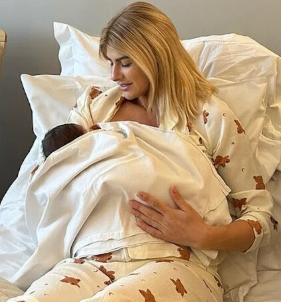 Γέννησε η Ευρυδίκη Παπαδοπούλου – Οι πρώτες φωτογραφίες μέσα από το μαιευτήριο